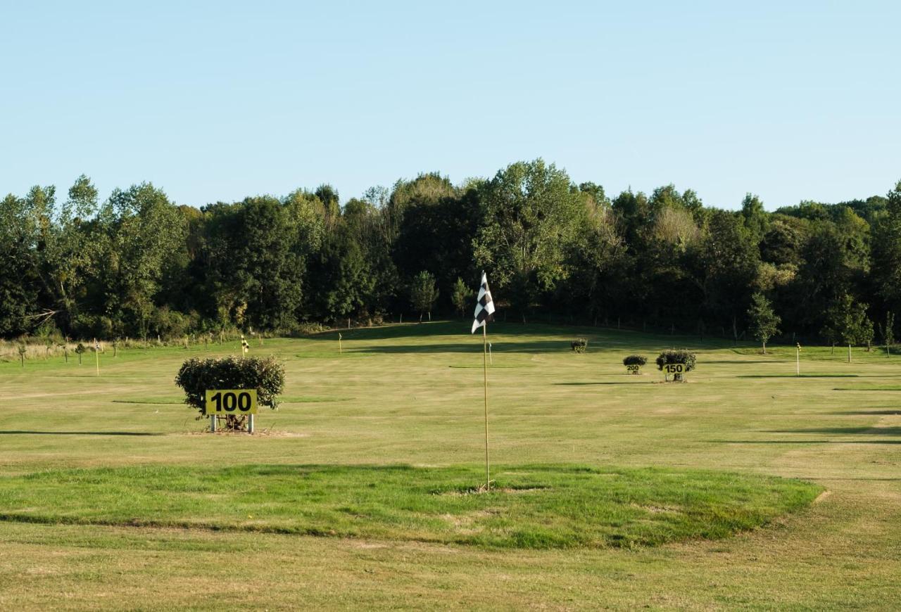 Bed and Breakfast Domaine Du Lieu Des Brocs - Country Club Brucourt Exterior foto