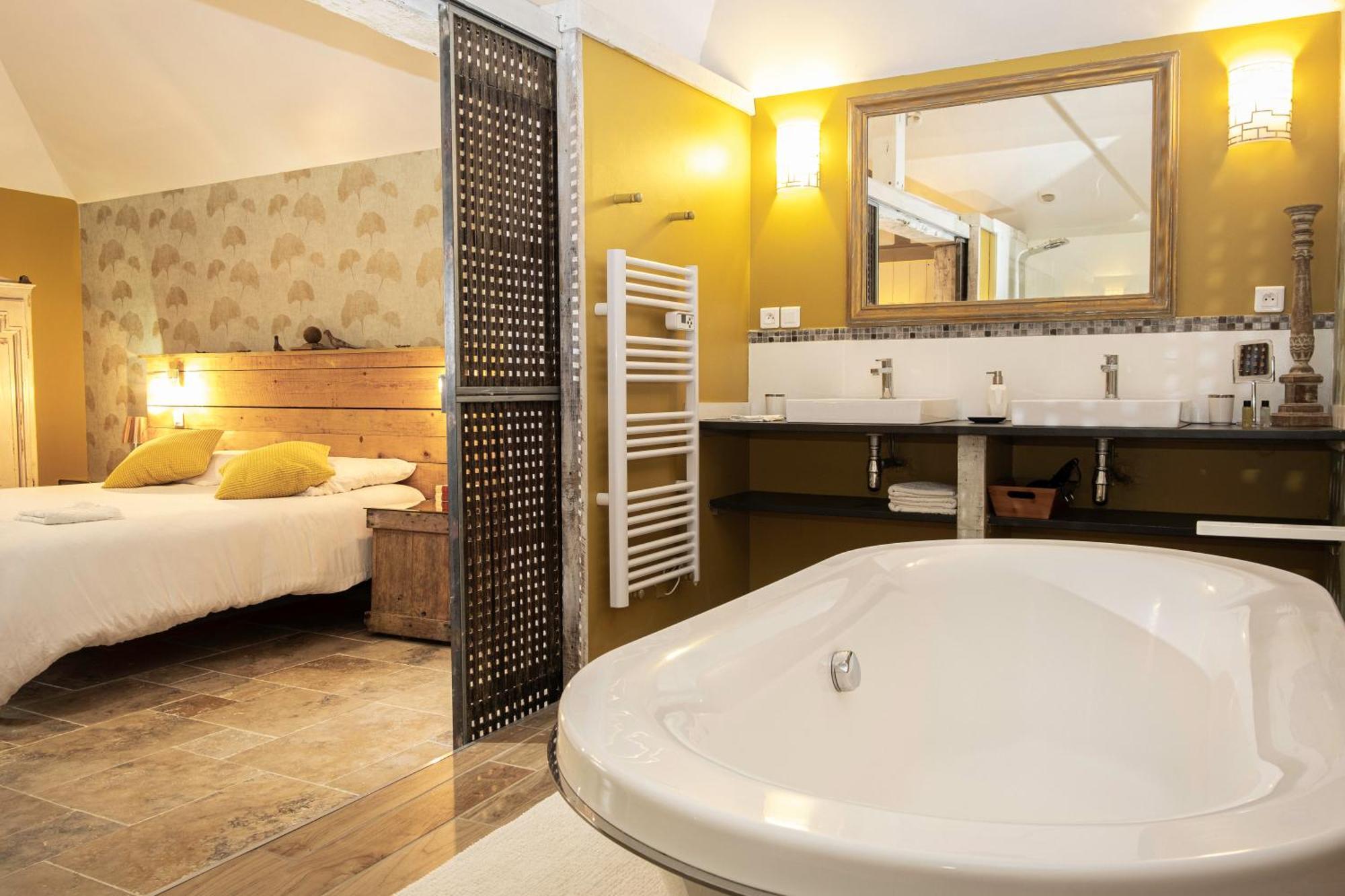 Bed and Breakfast Domaine Du Lieu Des Brocs - Country Club Brucourt Habitación foto